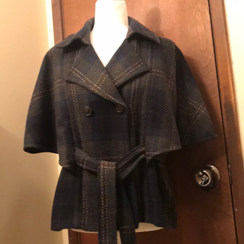 Gap coat size Large